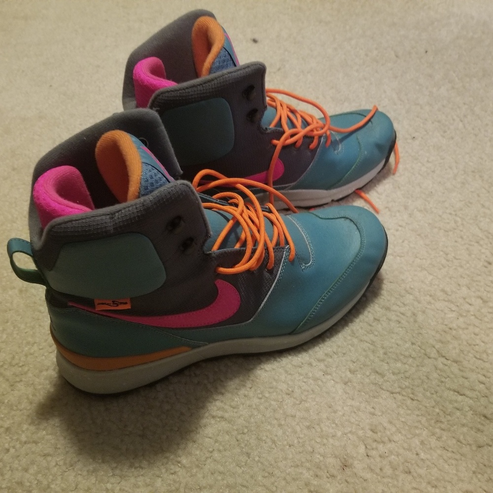 Nike Acg